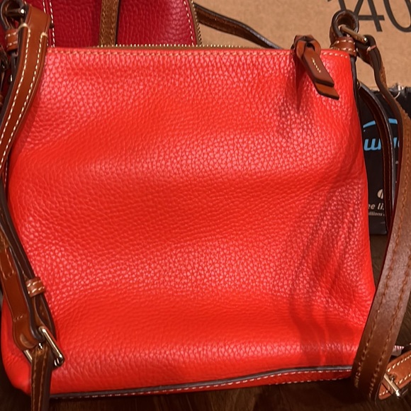 Dooney & Bourke small pebble leather crossbody. - Picture 2 of 6